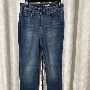 Sonoma Curvy Straight